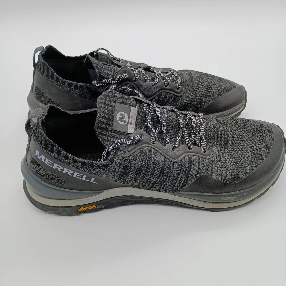 Merrell Mag-9 Womens Trail Running Shoes Gray Black Knit Vibram J16562 Size 10‎